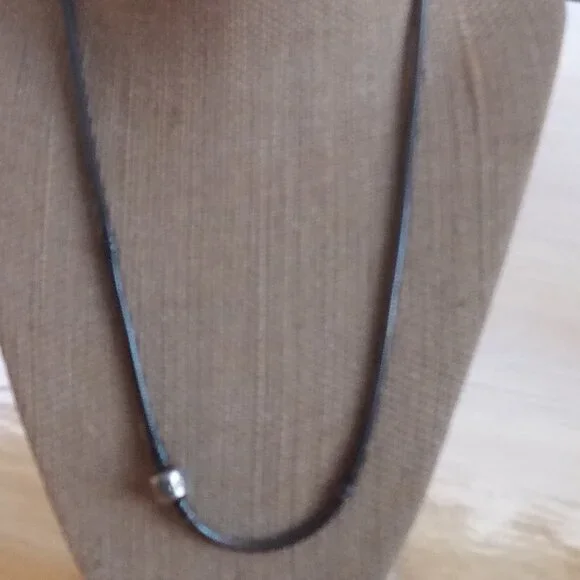 PANDORA Retired oxidized Silver Barrel Clasp Choker Necklace 20" - Picture 6 of 6